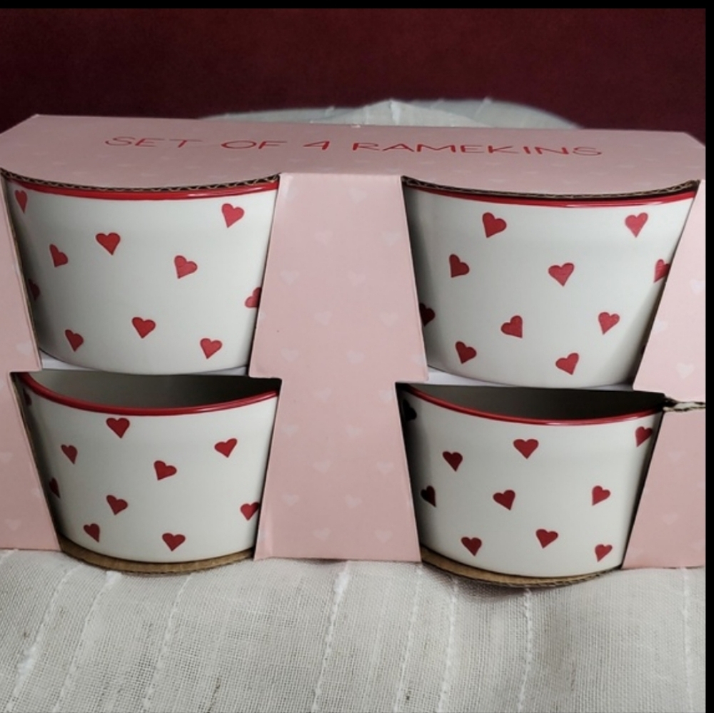 Heart Pattern Ramekins Set‎ of 4